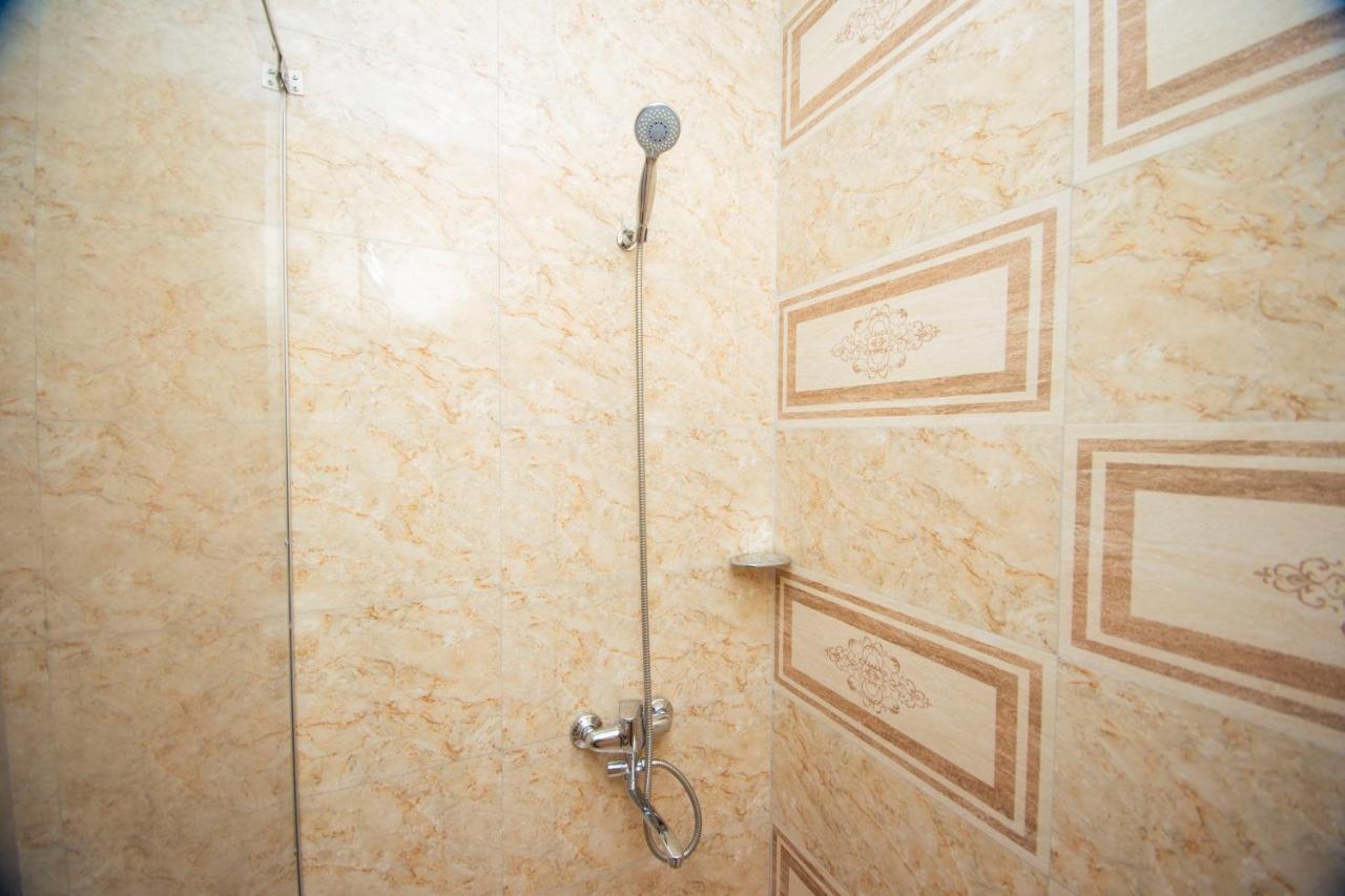 Hotel Elegant 2 Tbilisi Eksteriør billede